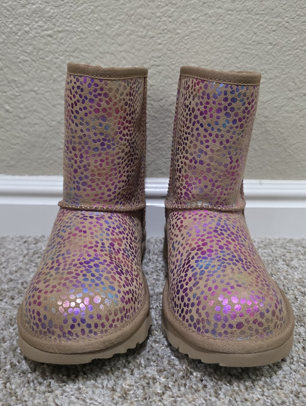 UGG Kids Classic II Spots boots in Chestnut Sparkle suede Size 6 - Picture 4 of 11